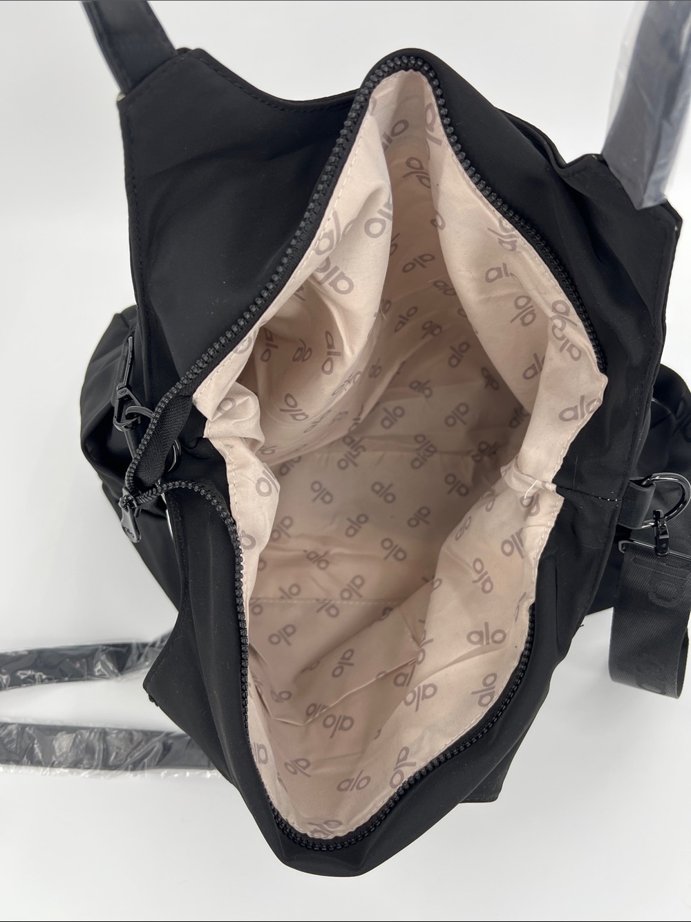 ALO Yoga Black Everyday Large Tote with Dual Shoulder Straps - Picture 6 of 8